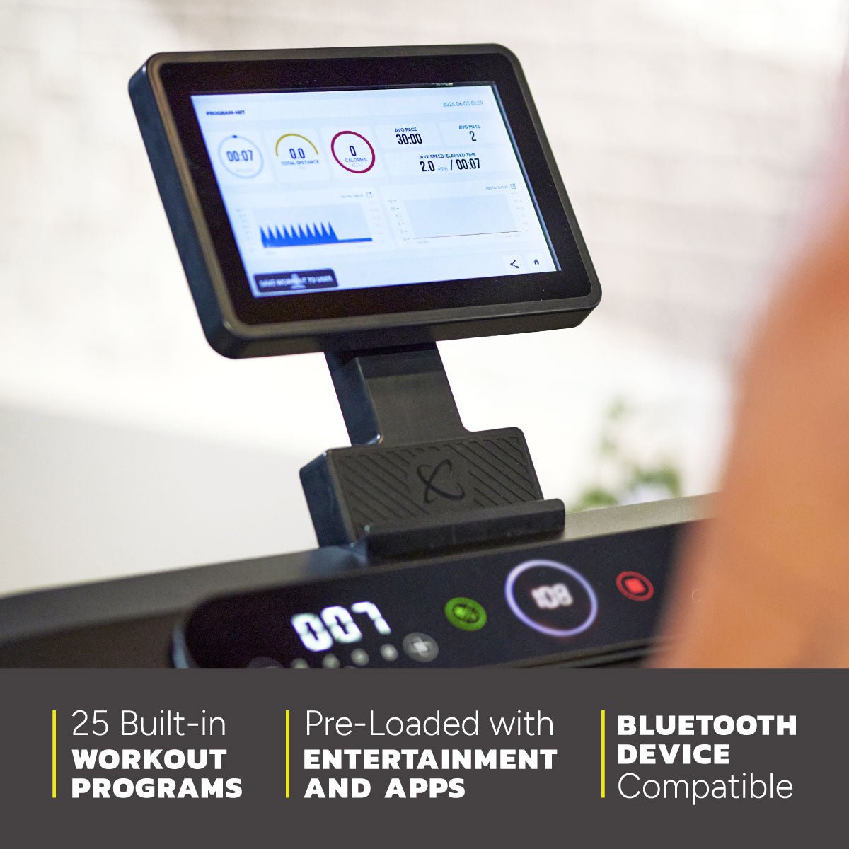 Centr Runr-S Treadmill with 10" Screen